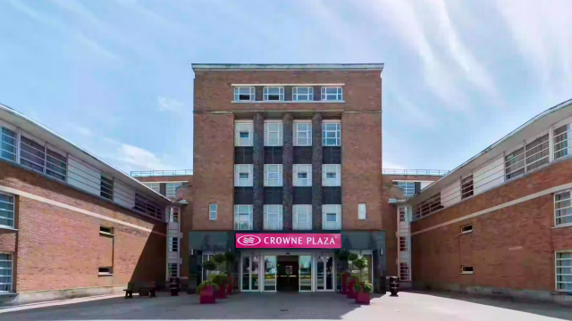Crowne Plaza Liverpool John Lennon Airport